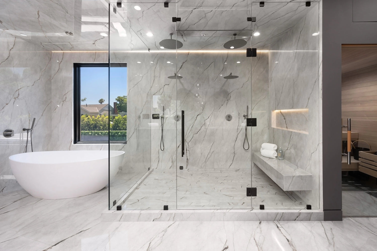 Marble Floors That Feel as Luxurious as They Look